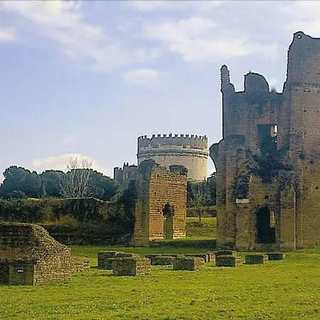 Basilica San Giovanni-roma-appia Antica-casa Macla